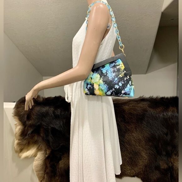 Handmade Genuine Premium Leather Tie-dye Printed Wooden Frame Bag with 2 Chains - Picture 5 of 16